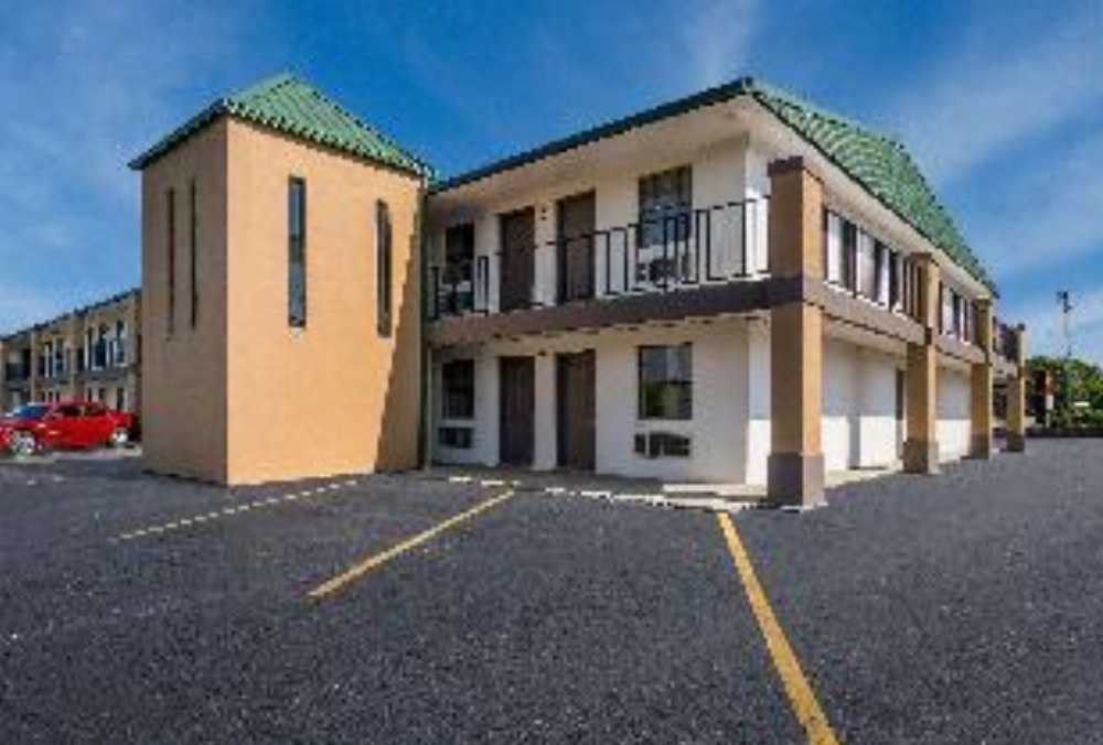 Quality Inn Image 10