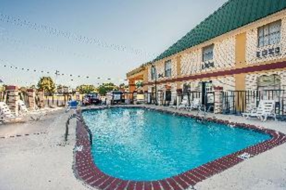 Quality Inn Image 14
