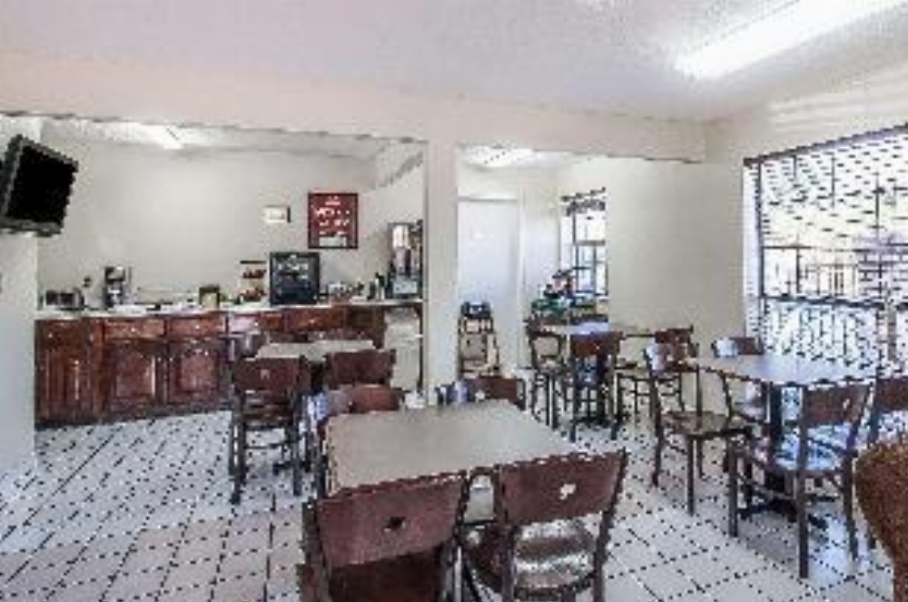 Quality Inn Image 18