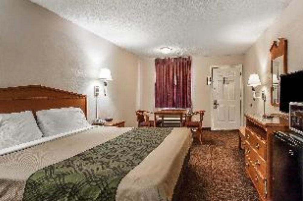 Quality Inn Image 21